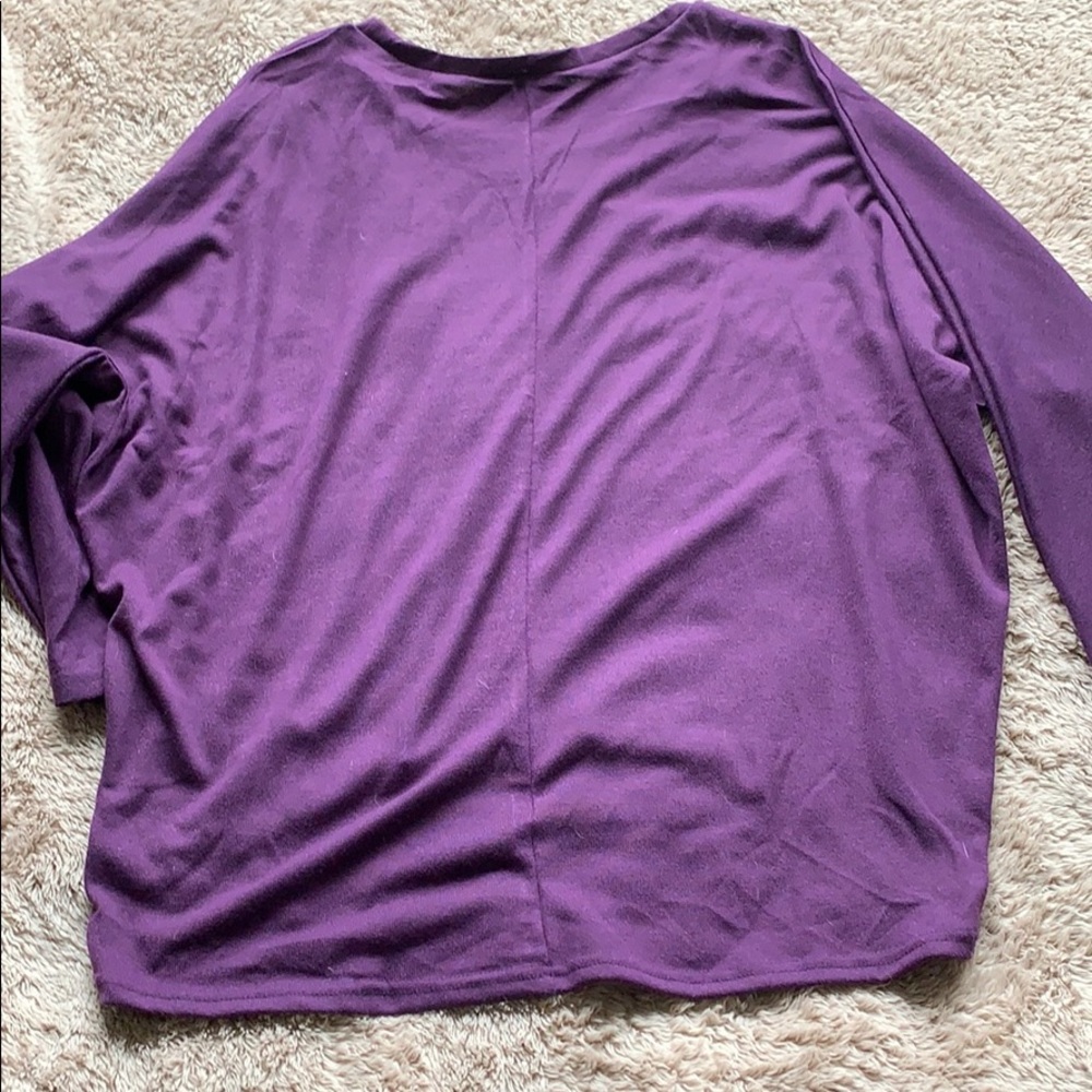 High-Low Top - Picture 4 of 4
